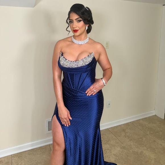 karencruuz